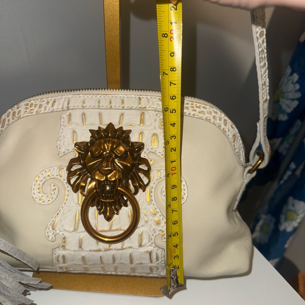 Sharif Cream Leather Clutch with Gold Lion Hardware - Picture 5 of 15